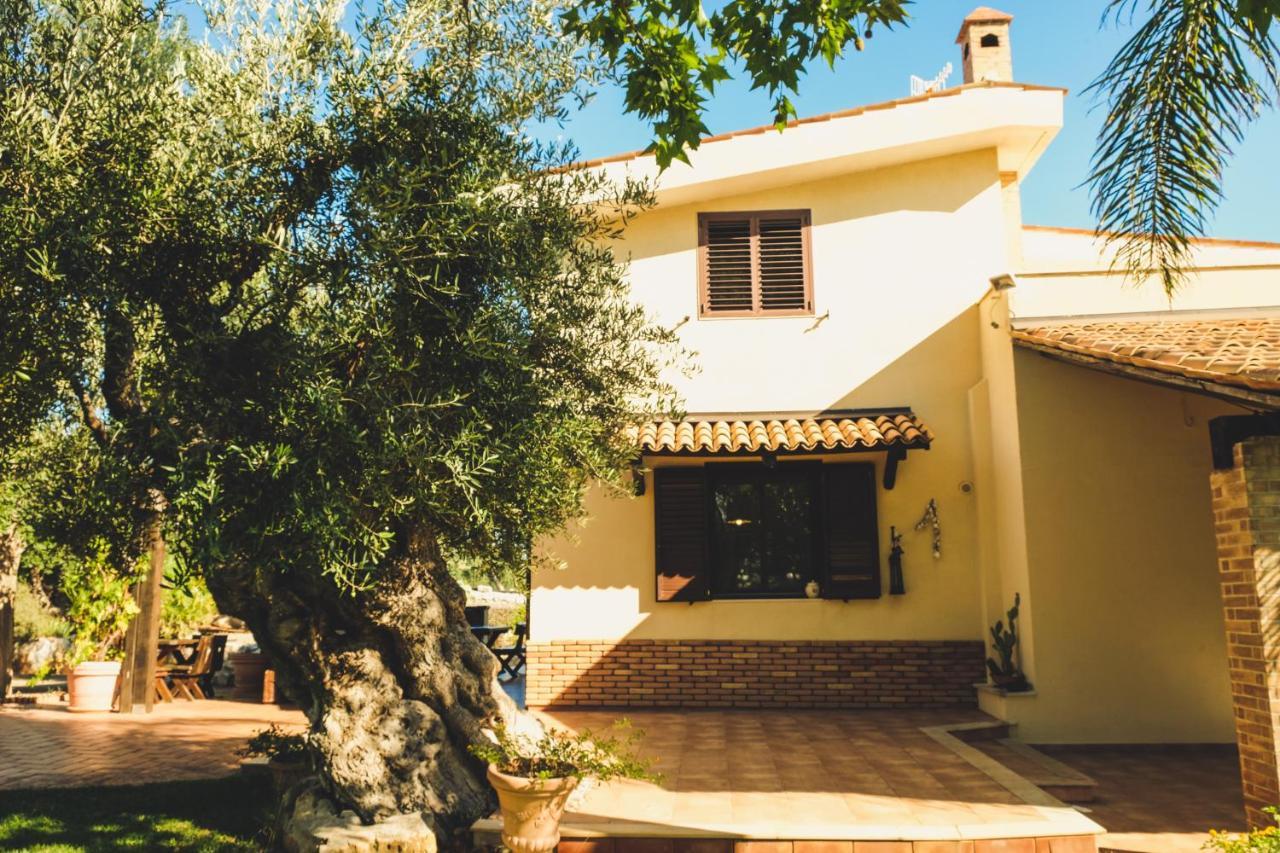 Villa Due Torri Cozzana Luaran gambar
