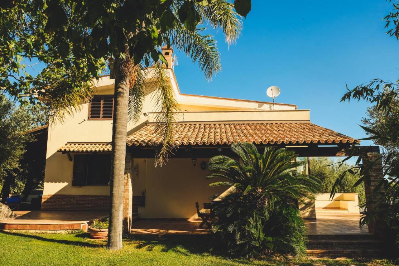 Villa Due Torri Cozzana Luaran gambar
