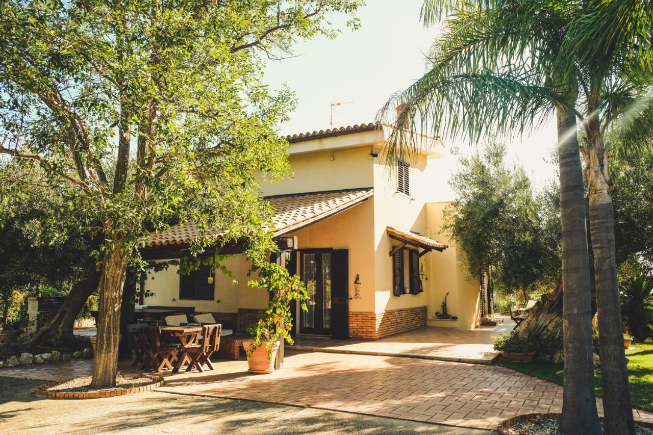 Villa Due Torri Cozzana Luaran gambar