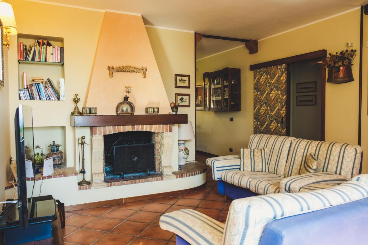 Villa Due Torri Cozzana Luaran gambar